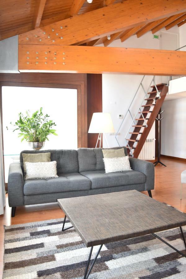 Architect-Designed Loft In A Historic Hilltop Neighborhood Lisboa Екстериор снимка