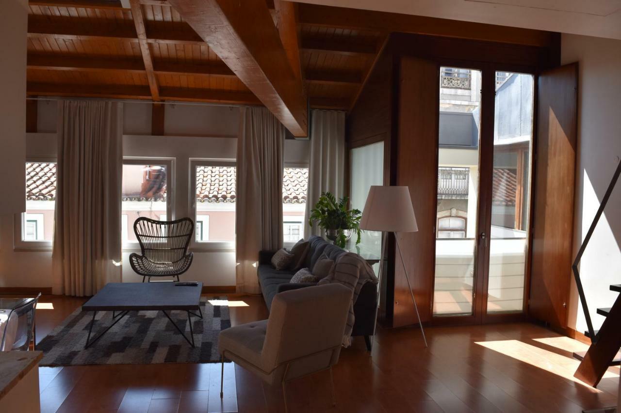Architect-Designed Loft In A Historic Hilltop Neighborhood Lisboa Екстериор снимка