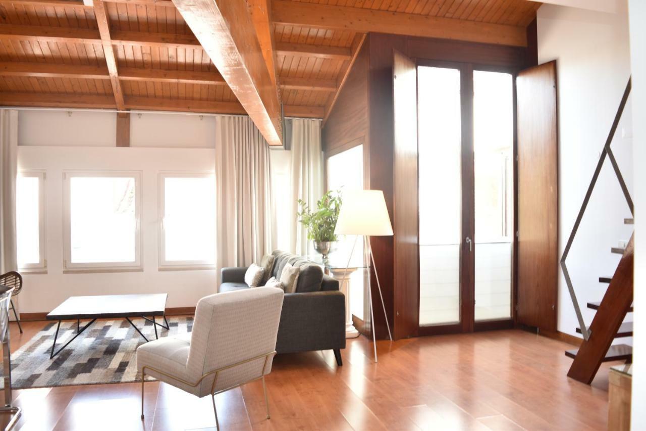 Architect-Designed Loft In A Historic Hilltop Neighborhood Lisboa Екстериор снимка